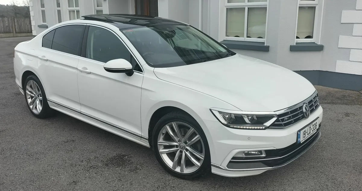 Volkswagen Passat 2019 - Image 3