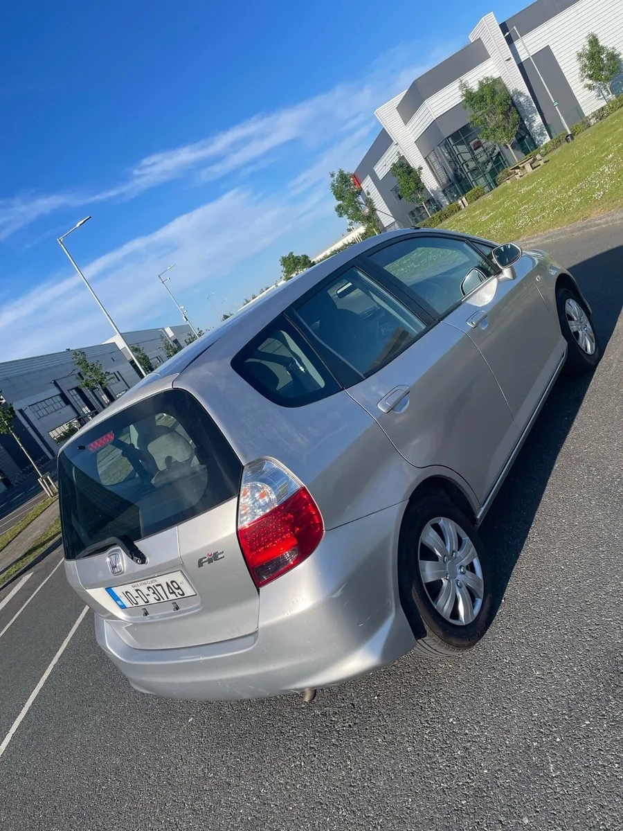 2010 Honda Fit 1.3 Automatic (NCT 07/26✅) - Image 2