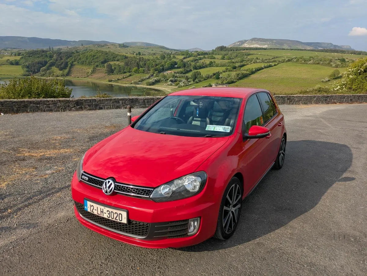Volkswagen Golf 2012 - Image 2