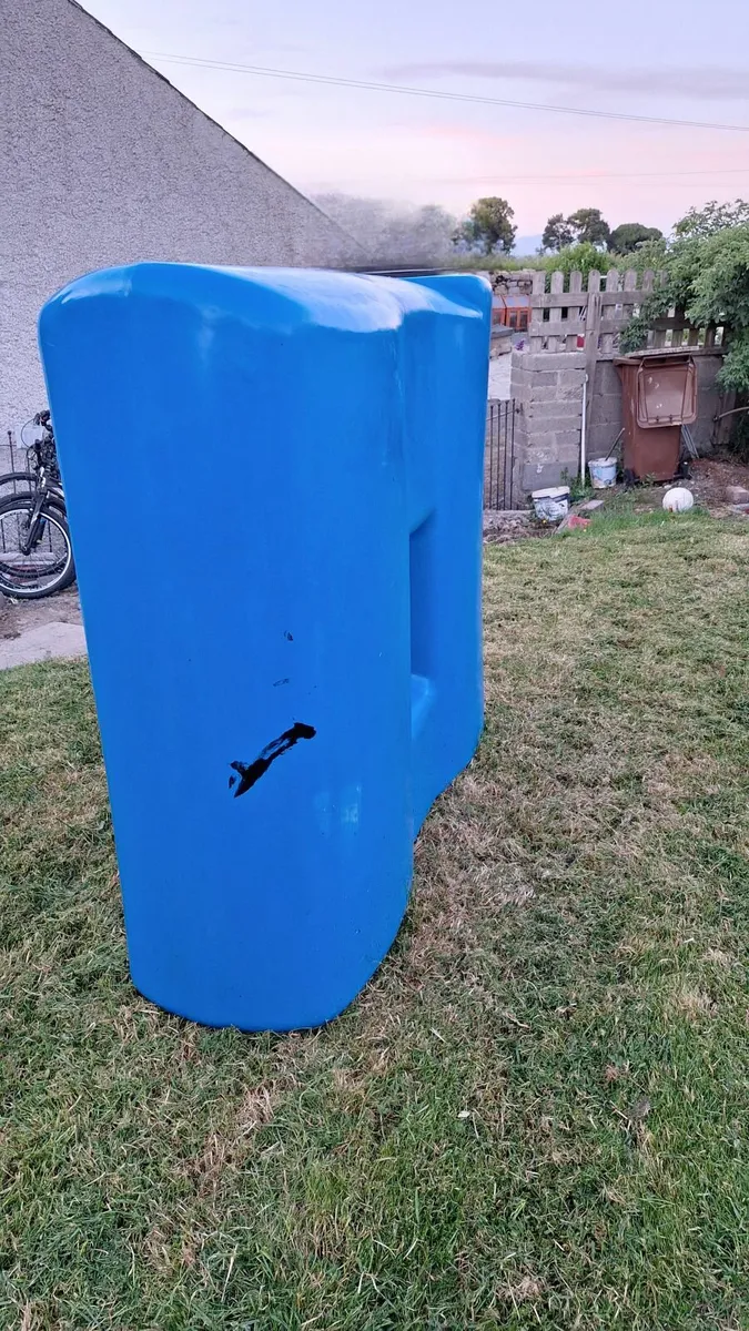 1000 ltr Potable Water tank blue - Image 3