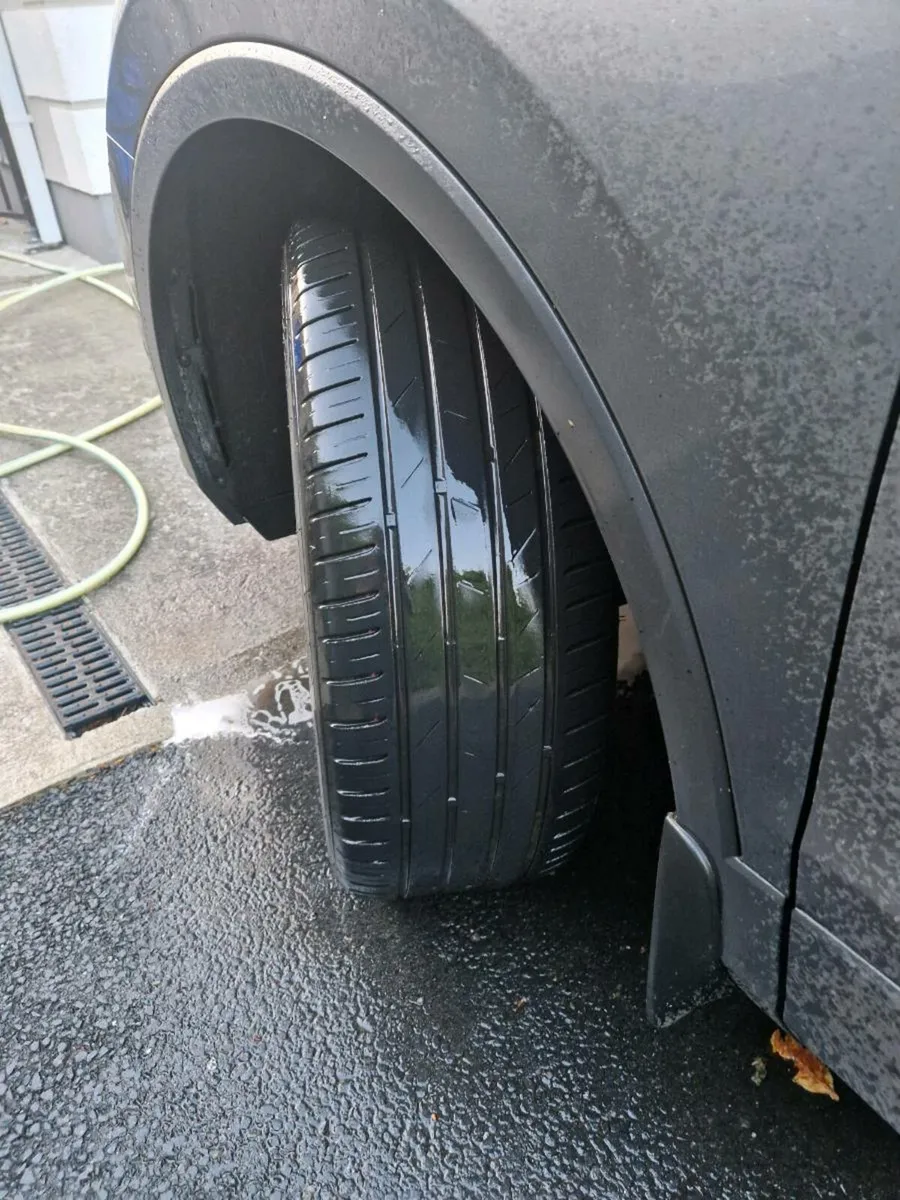 VW Alloy wheels - Image 3