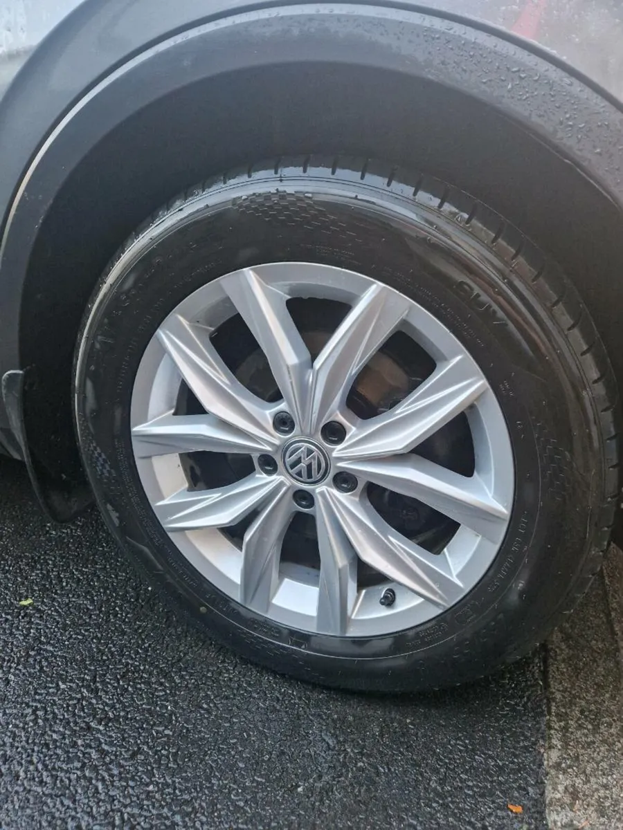 VW Alloy wheels - Image 4