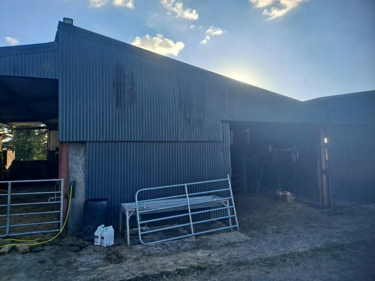 MIDLANDS  POWERWASHING SERVICES - Image 1
