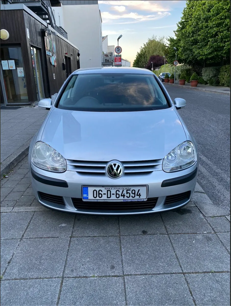 2006 VW GOLF 1.6 Petrol  Low mileage 124kms - Image 2
