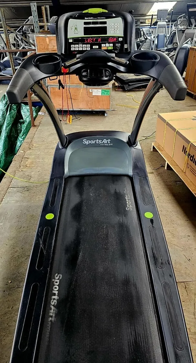 Sportsart t655s treadmill - Image 3