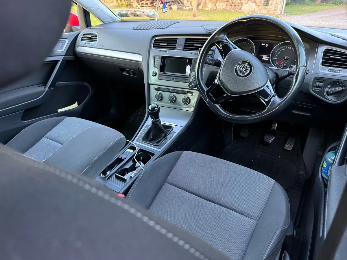 Volkswagen Golf 142 G - Image 2