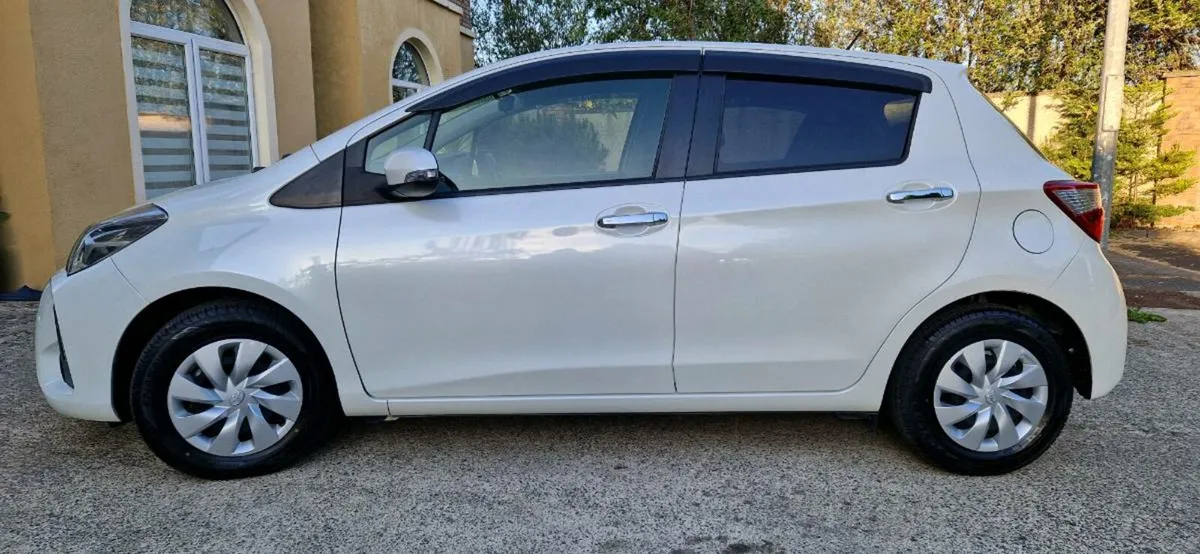 Toyota Yaris/Vitz F Safety Edition 3 High Spec - Image 4
