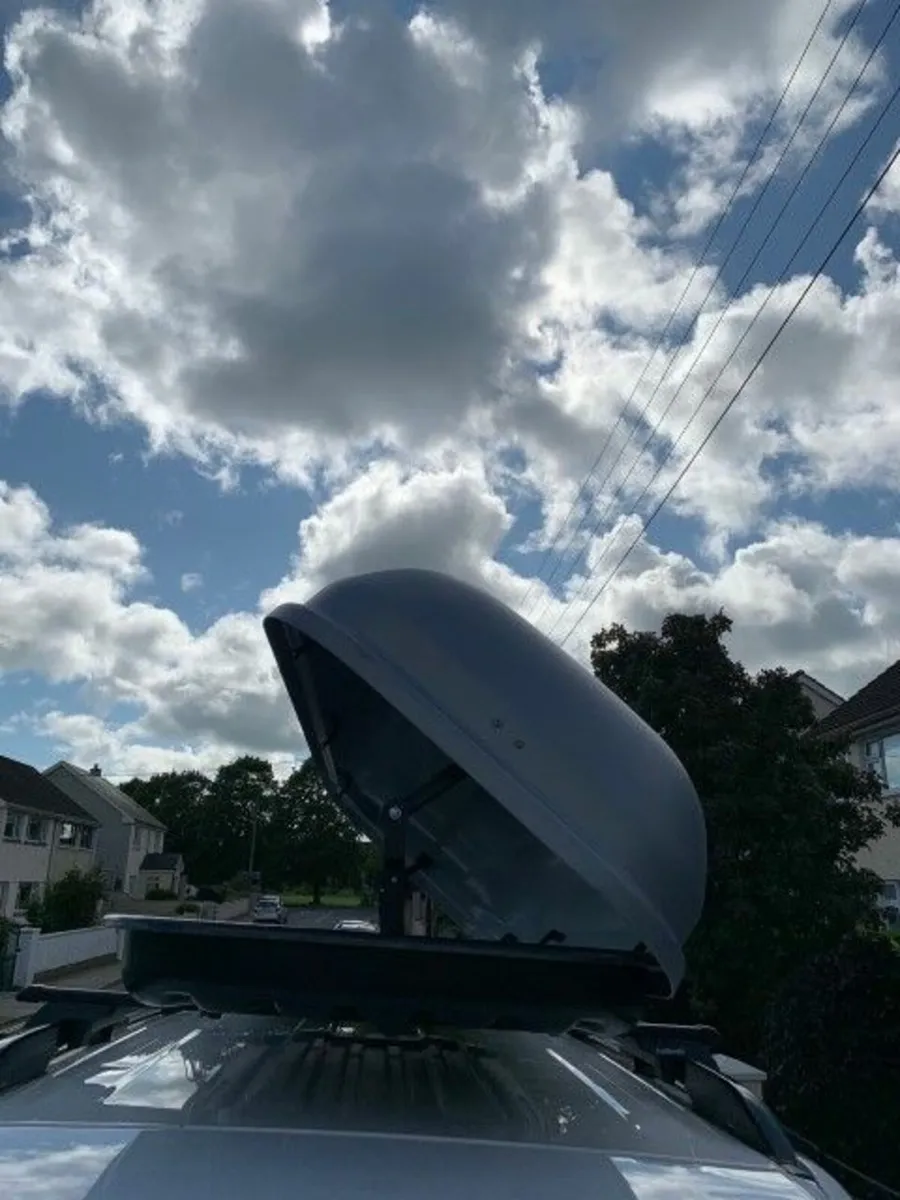 roof box - Image 4
