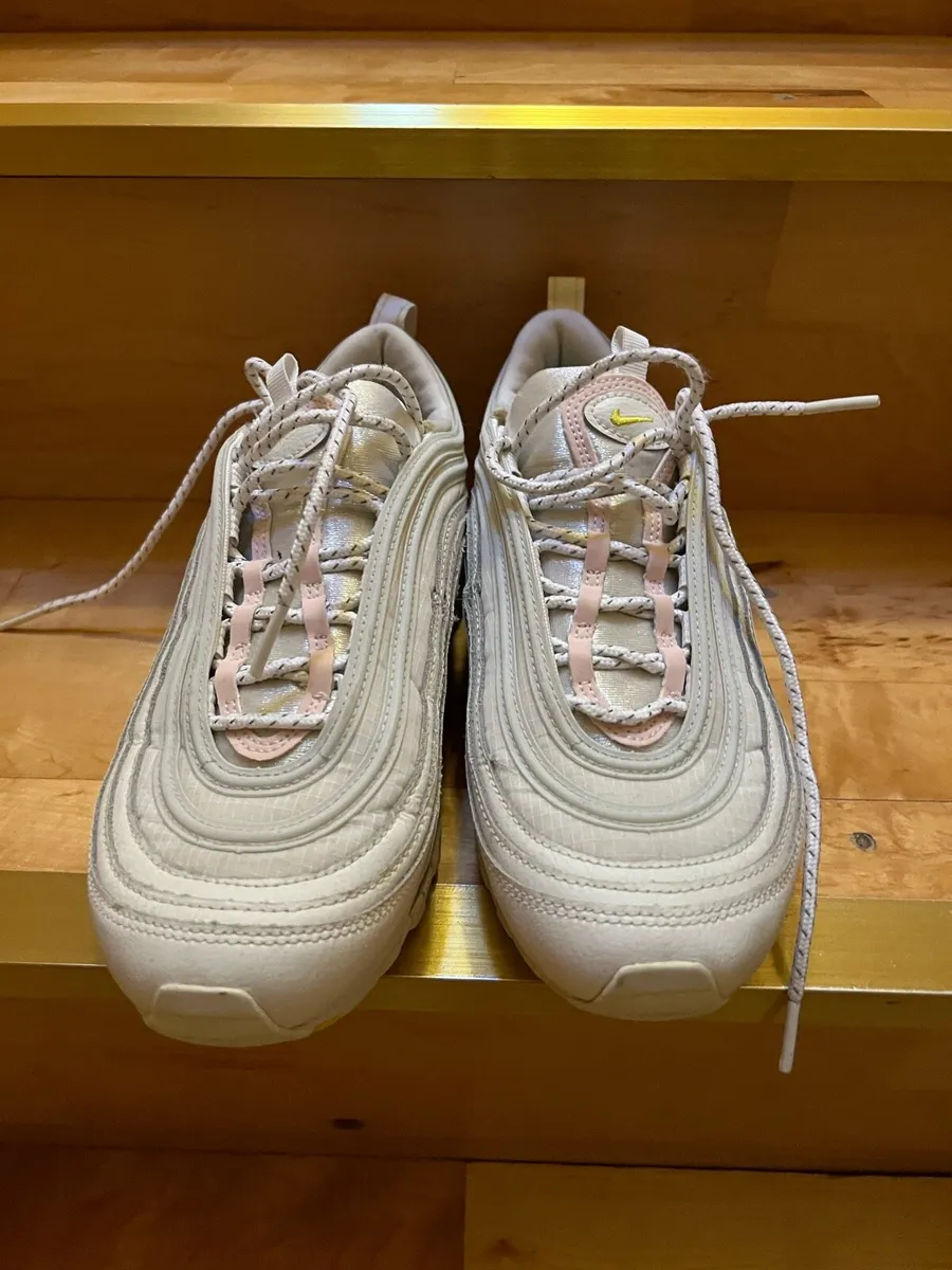 Shoes - Image 1