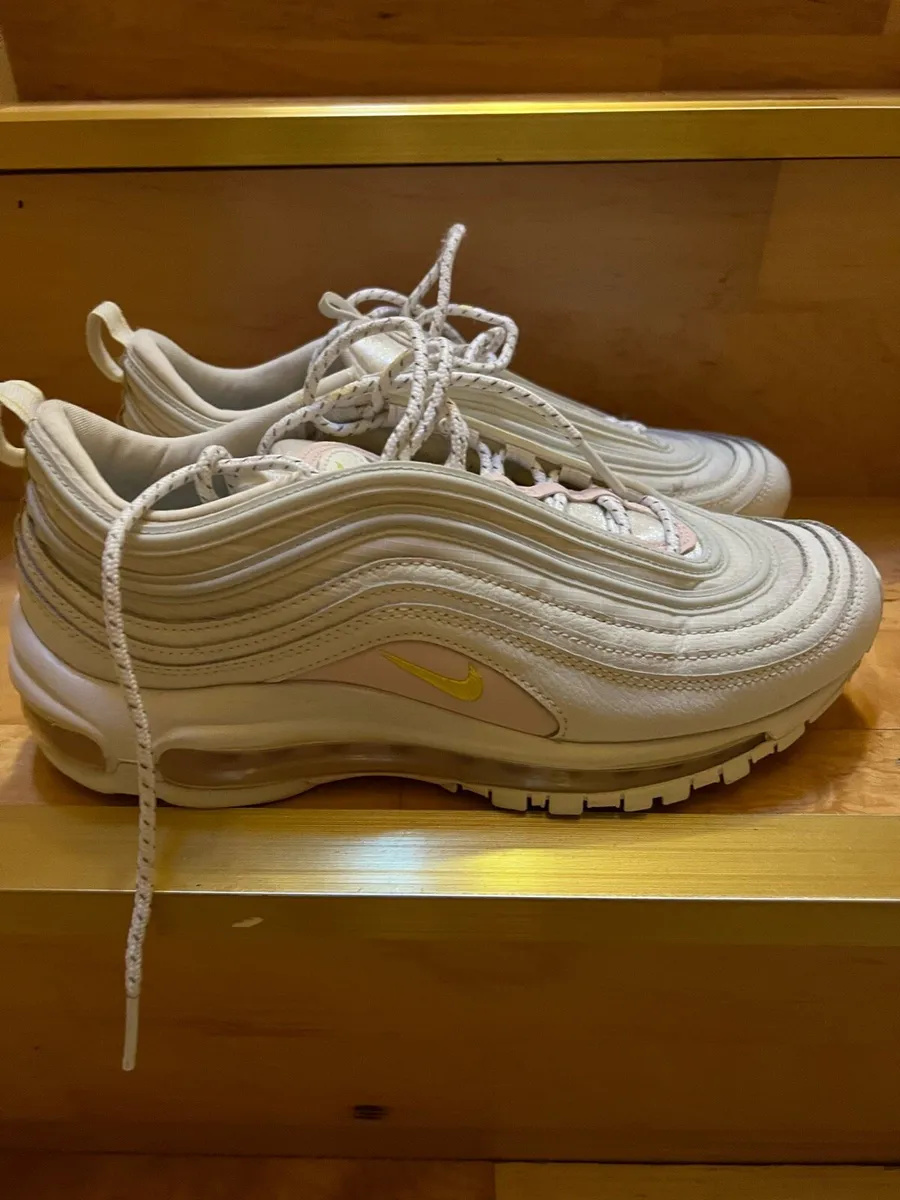 Shoes - Image 2
