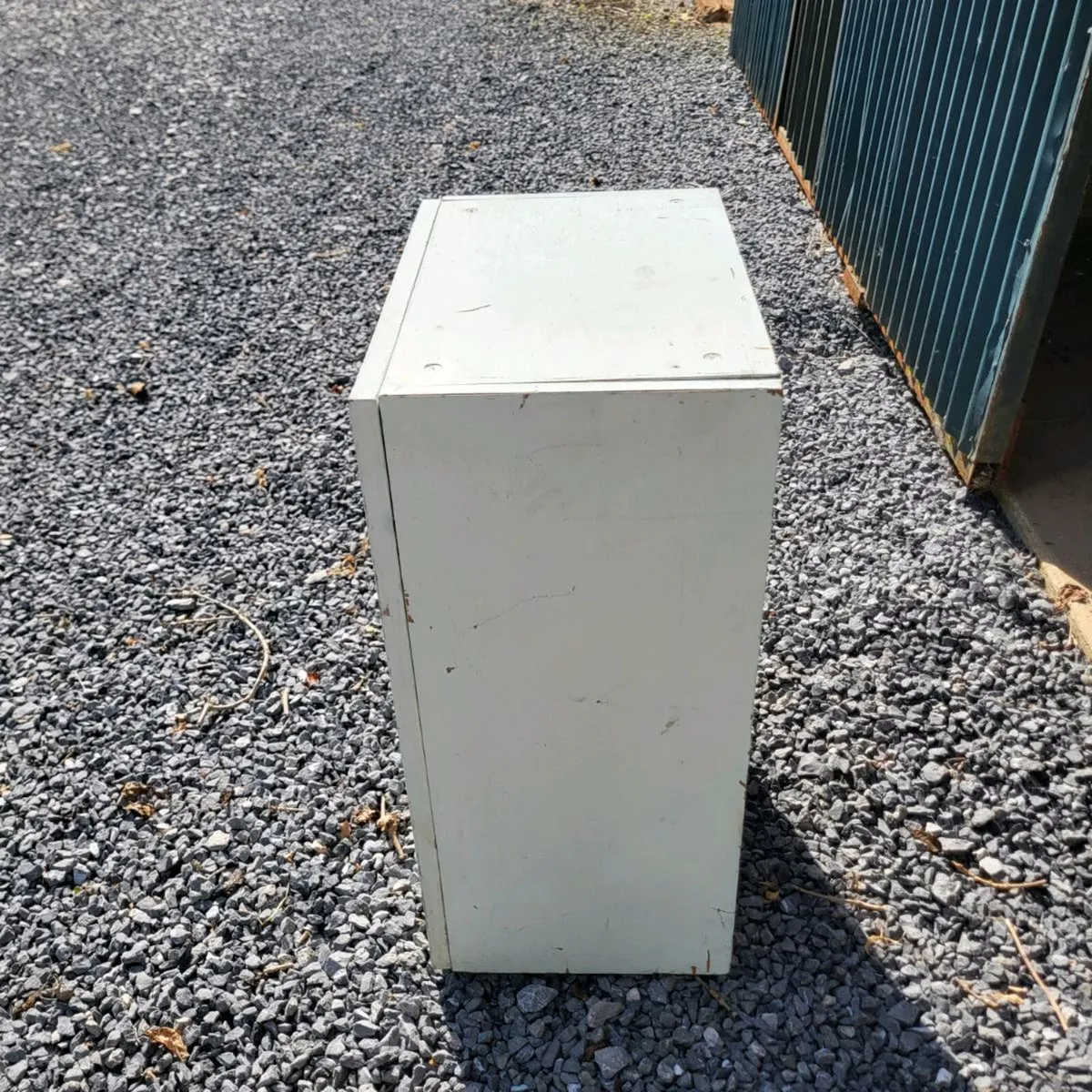 Wall Cabinet - Image 3