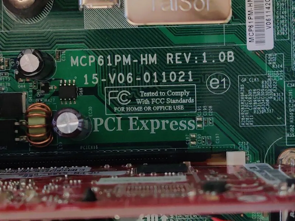 Complete HP Athlon 4000+ Windows Vista desktop - Image 2