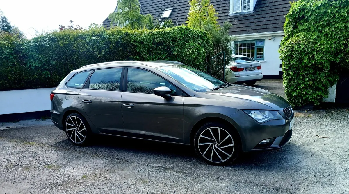 SEAT Leon 2015 - Image 1