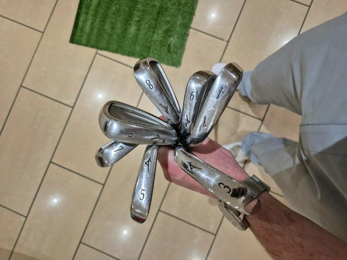 Golf clubs - Image 1