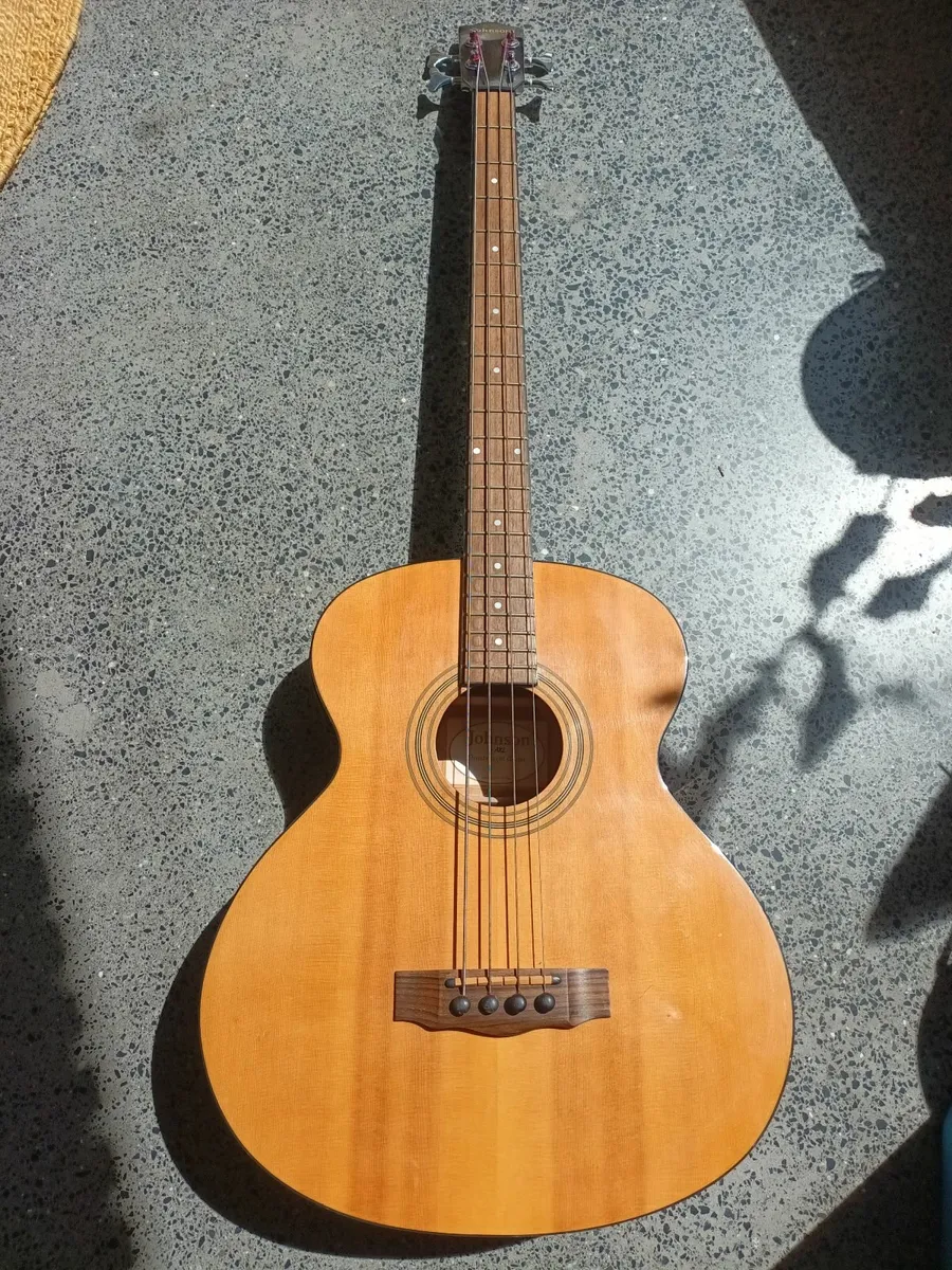 guitar - Image 1