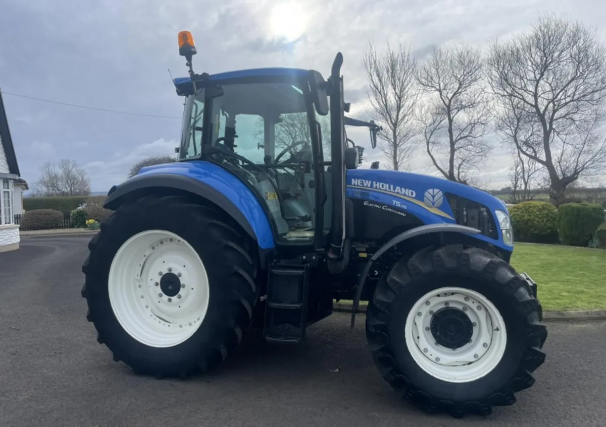 New Holland T5.115 - Image 3