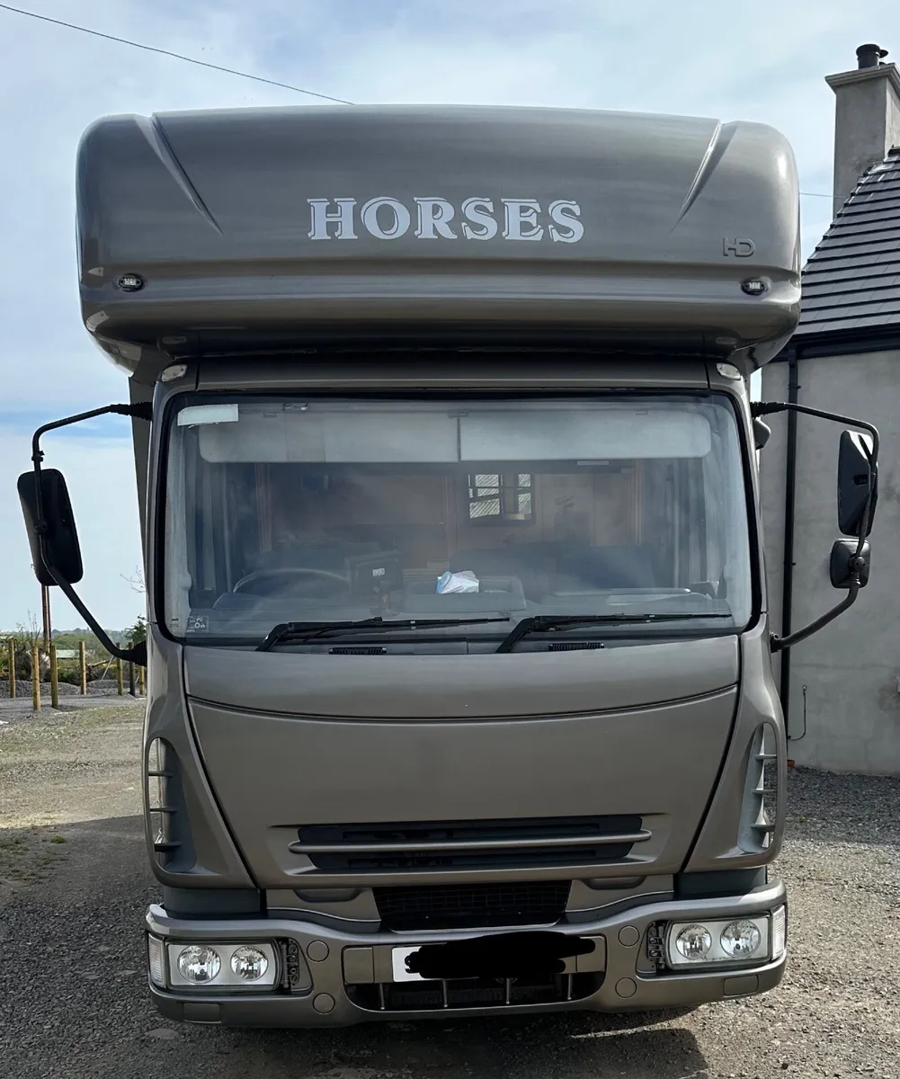 Horse lorry - Image 2