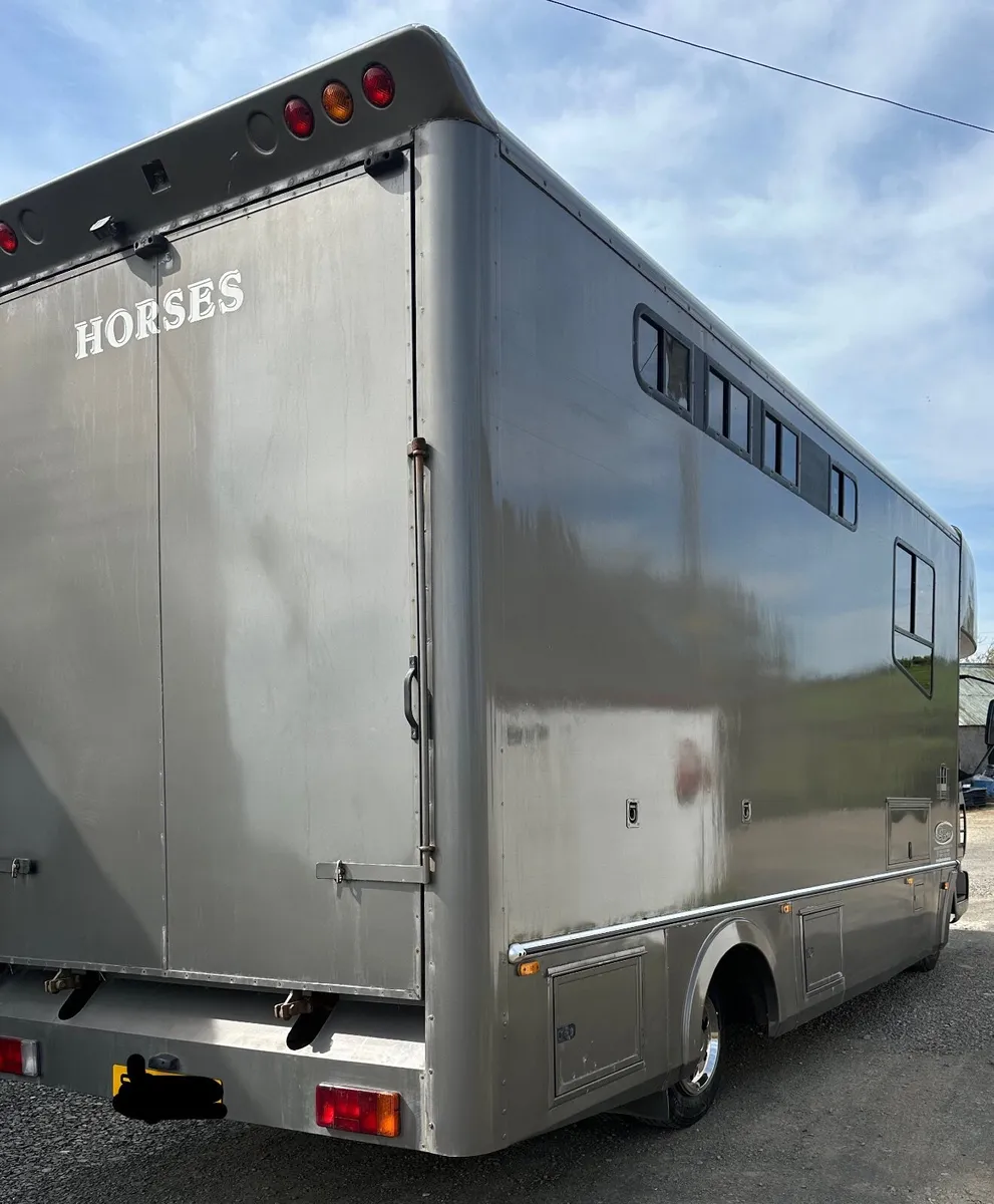 Horse lorry - Image 3