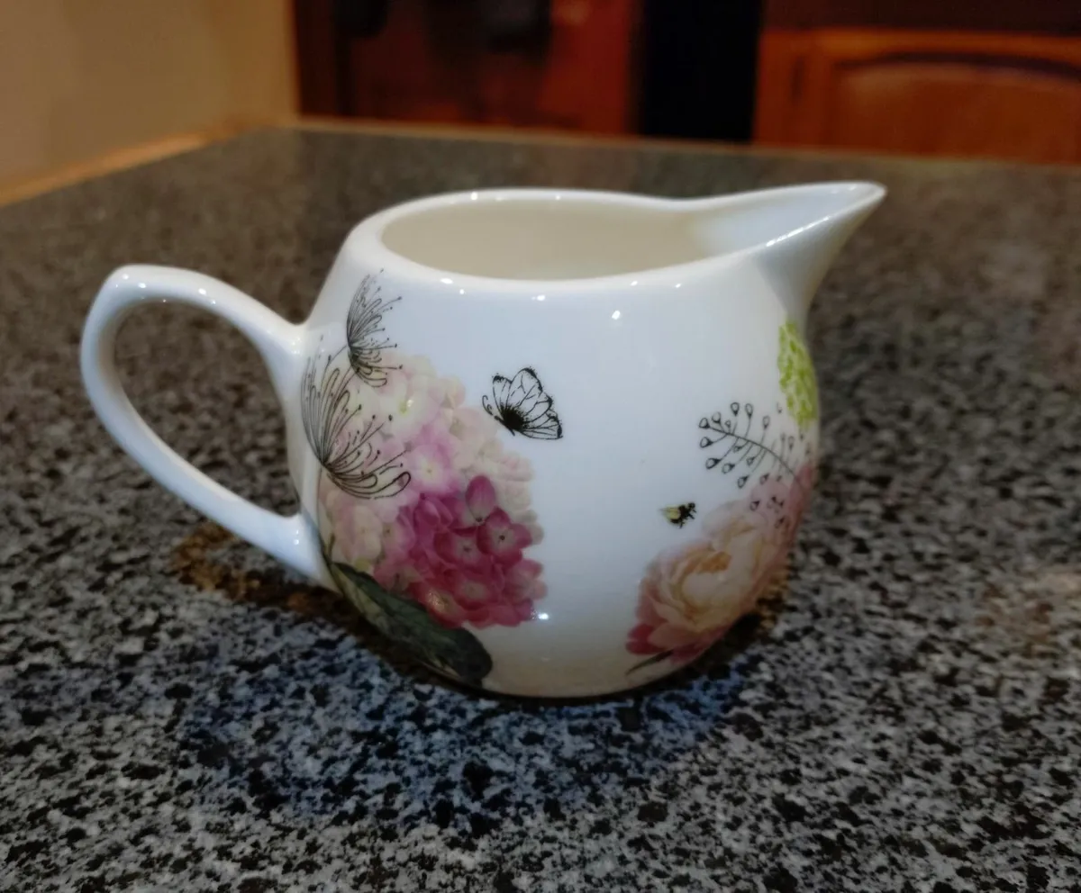 SMALL TESCO MILK JUG. - Image 2
