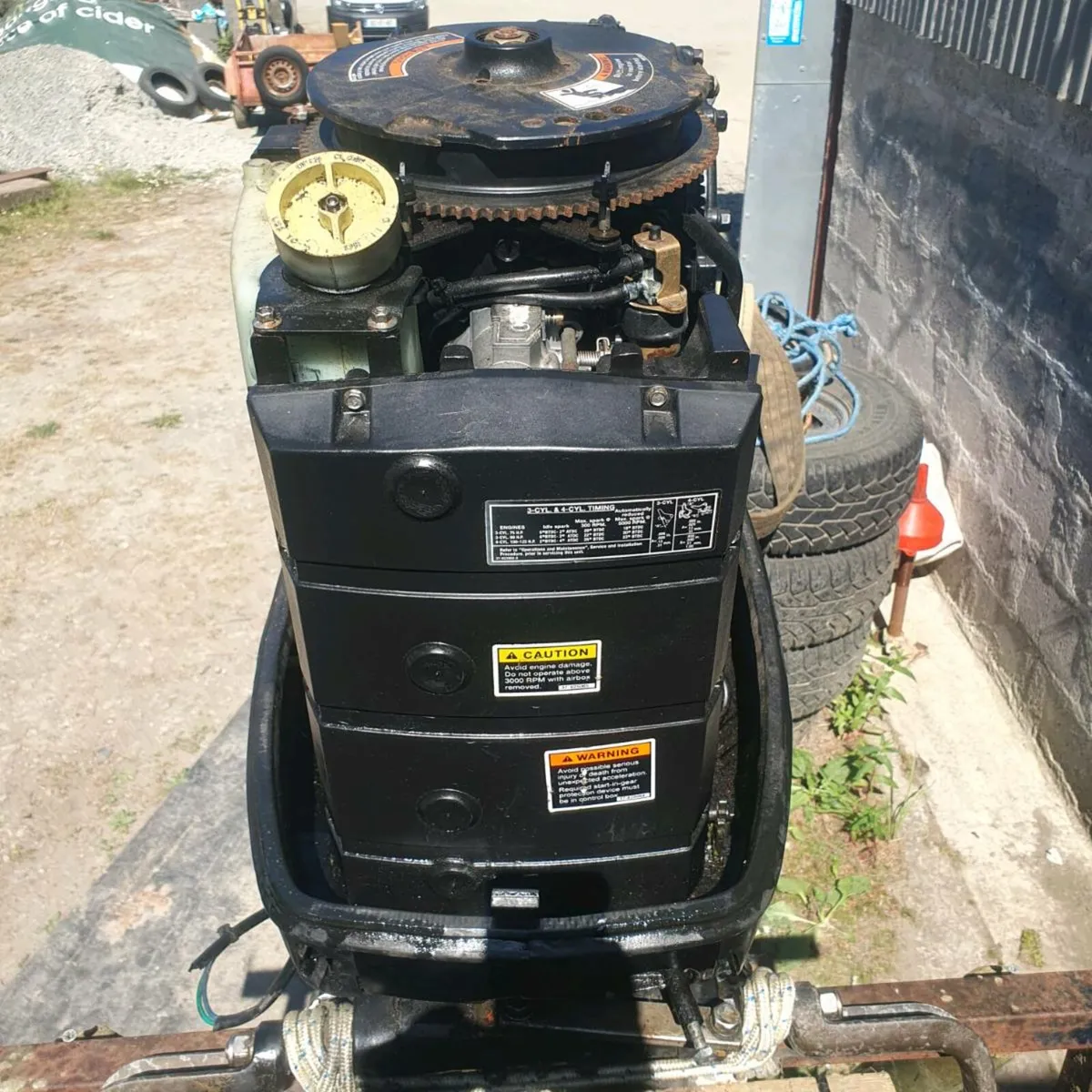 Boat engine - Image 4