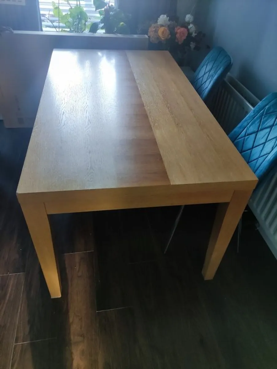 Dinning table - Image 2