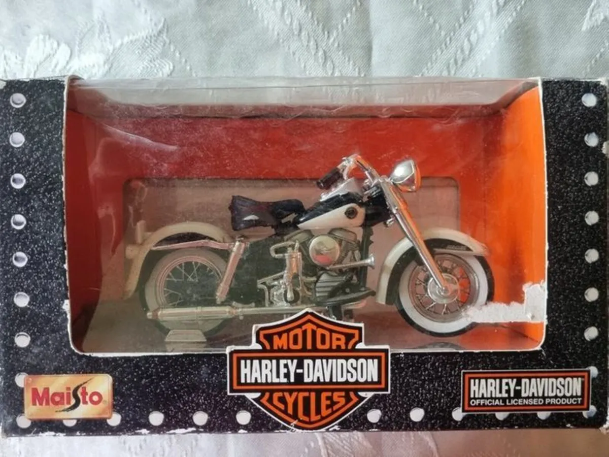 Harley Davidson 1958 FLH Maisto model - Image 4