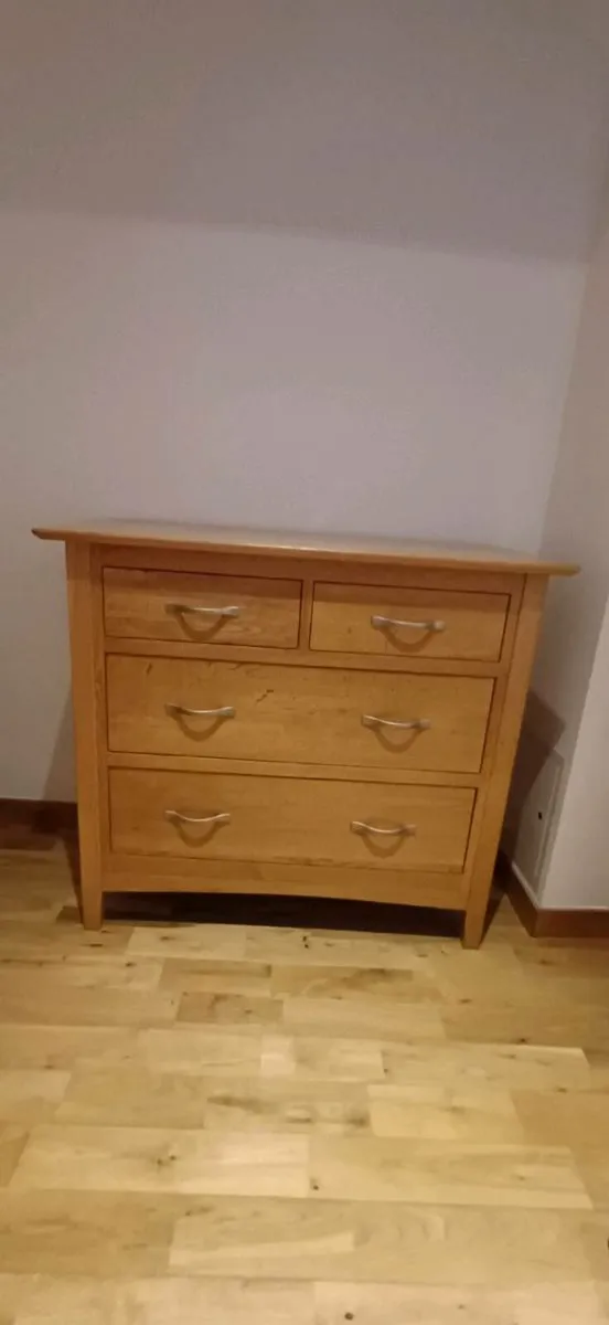 Chest of drawers - Image 1