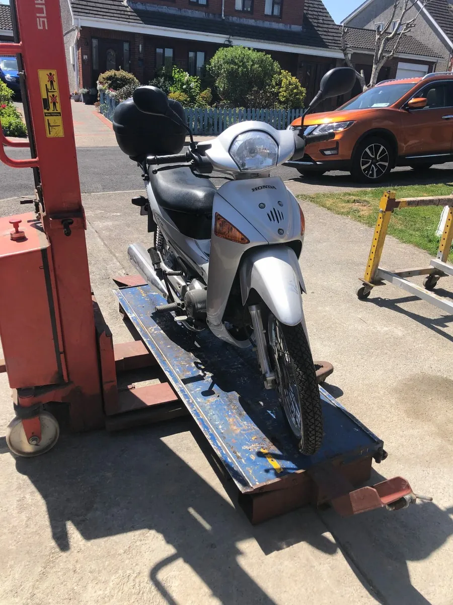 Motorcycle lift work bench - Image 2