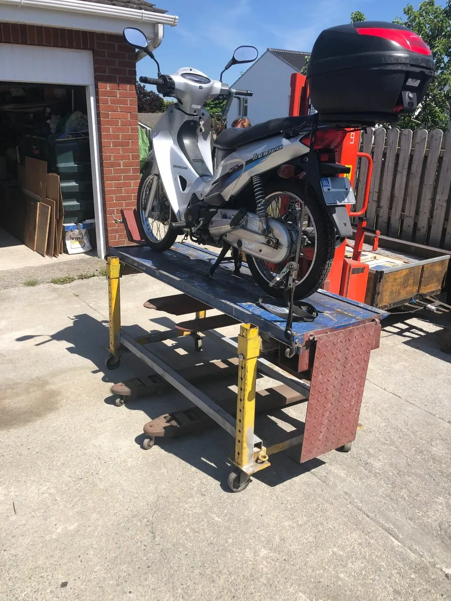 Motorcycle lift work bench - Image 3