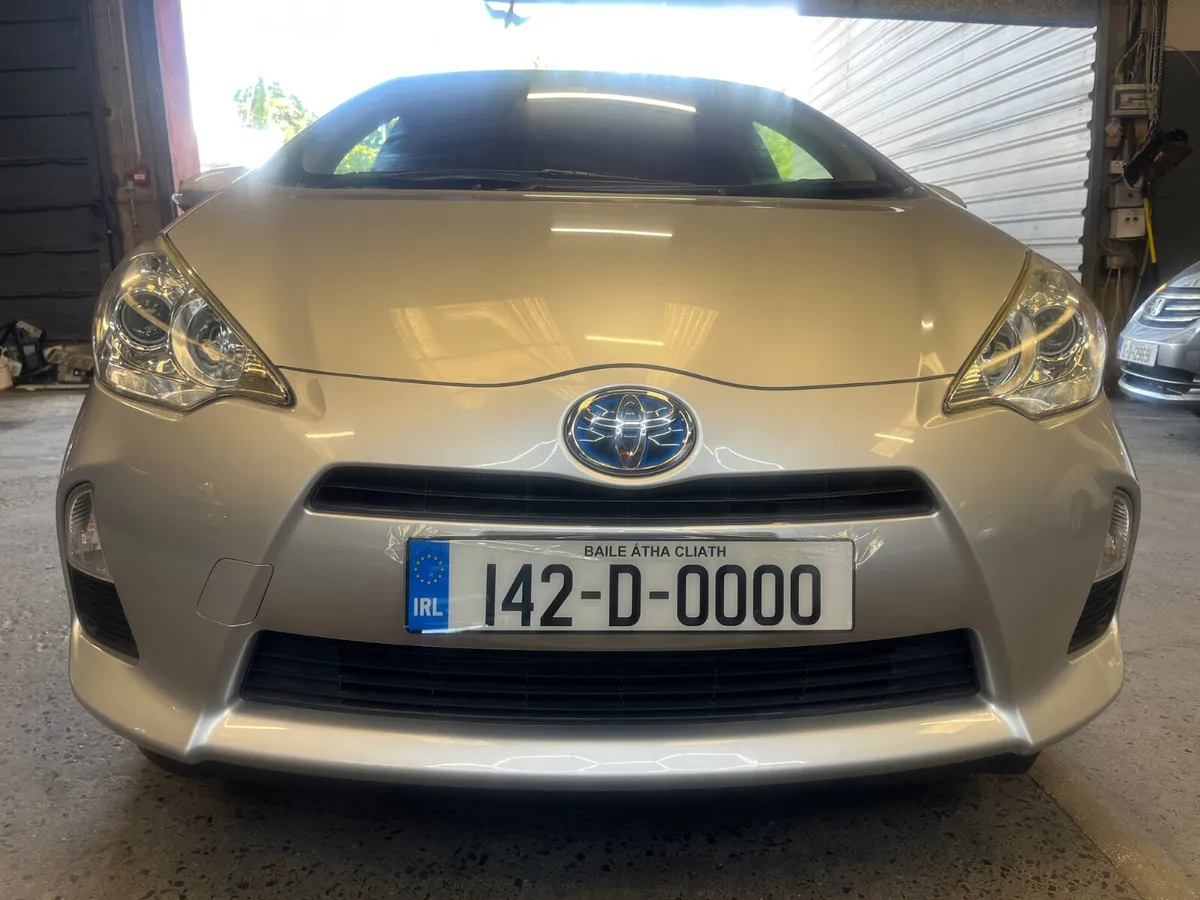 Toyota Aqua 2014 low mileage - Image 3