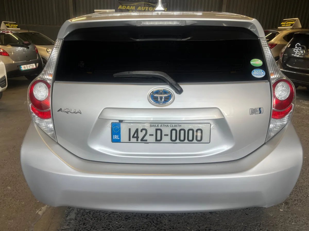 Toyota Aqua 2014 low mileage - Image 4