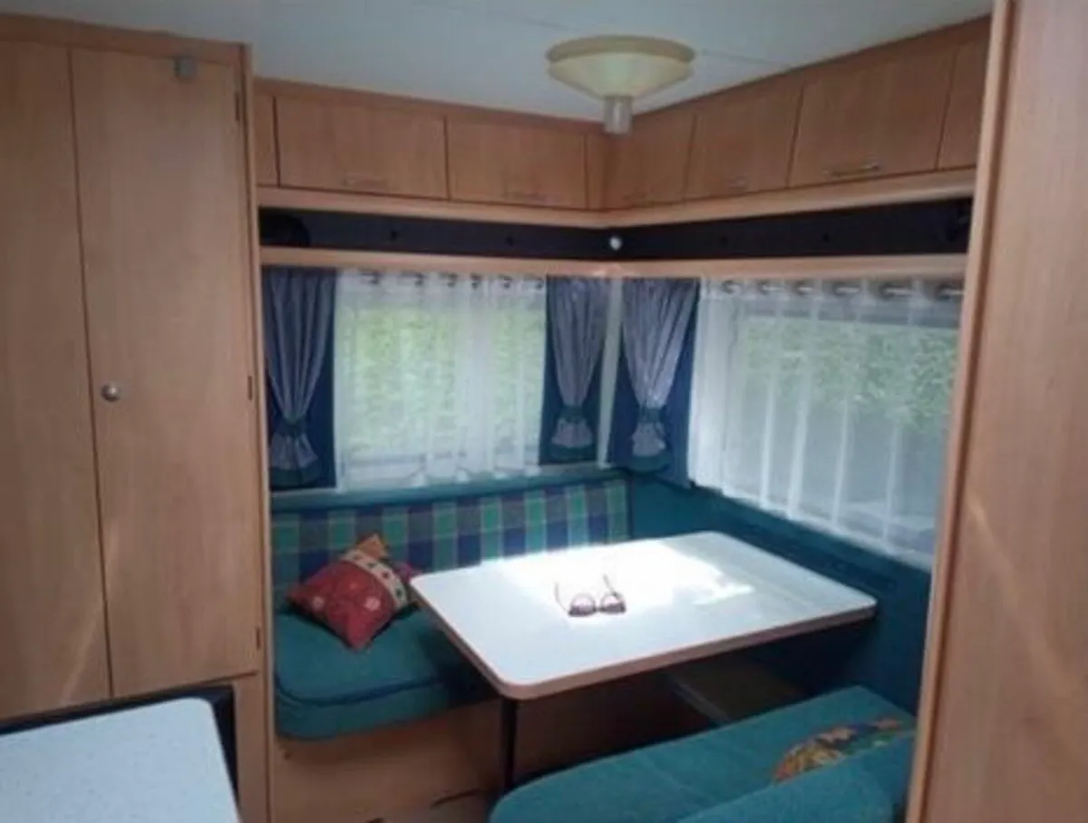 Burstner Ventana 425 TN Caravan - Image 1