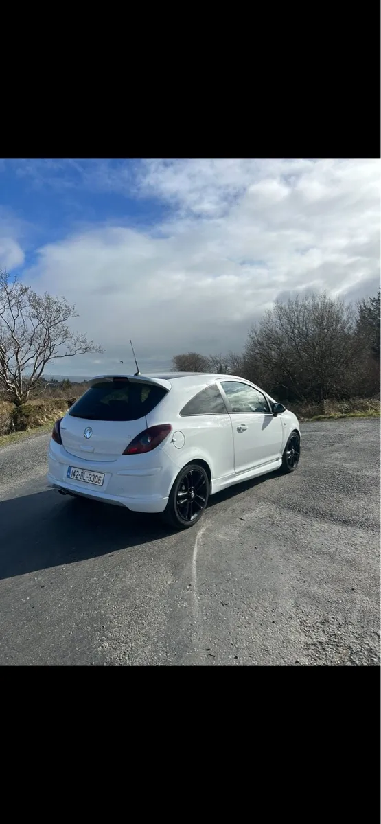 Vauxhall corsa Limited Edition - Image 3