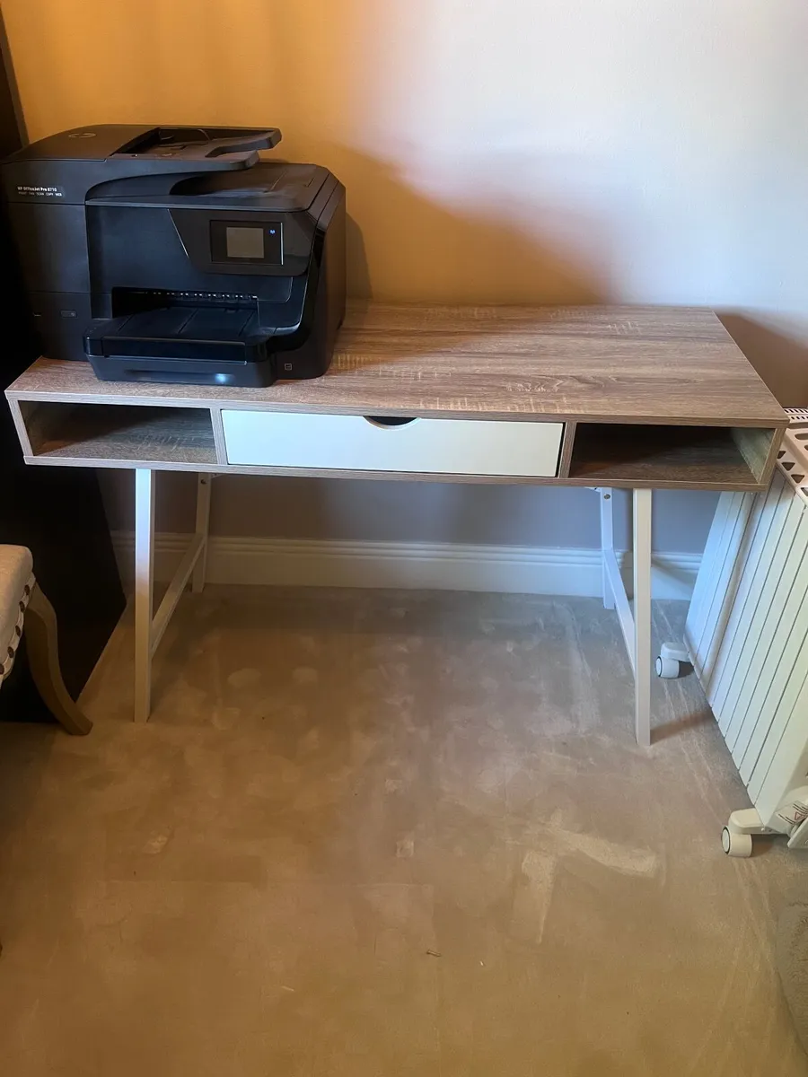 JYSK desk - Image 3