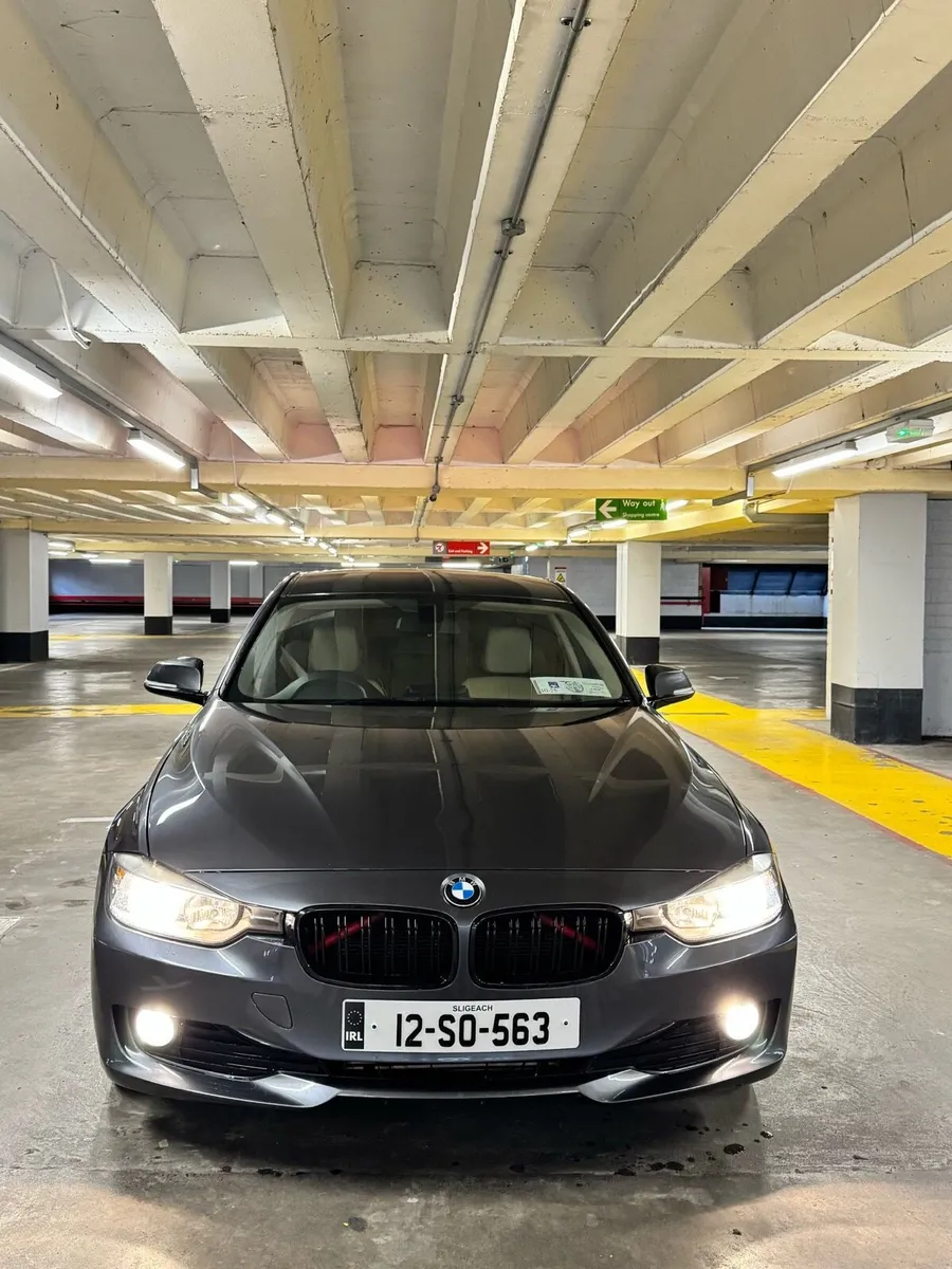 car - Image 1
