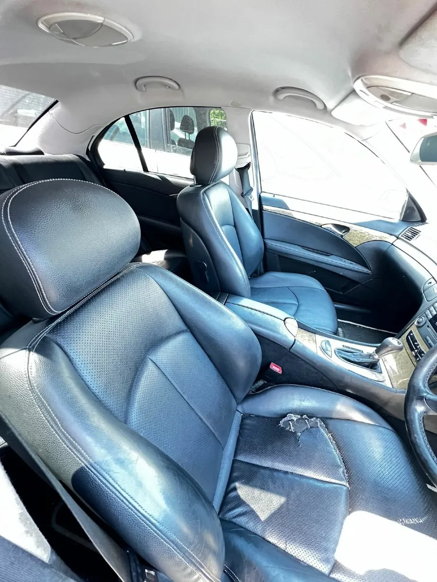 Mercedes E200 2007 1.8 PETROL PARTS OR SPARES CAR - Image 4
