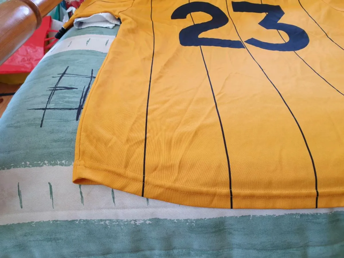 St Eunans Gaelic Football Home Jersey 2006 to 2007 - Image 2