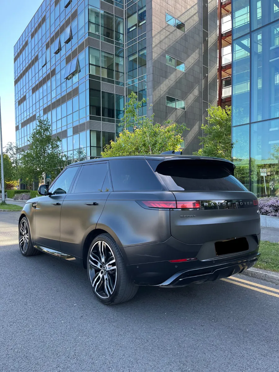 2022 Range Rover Sport D300 Se Dynamic - Image 3