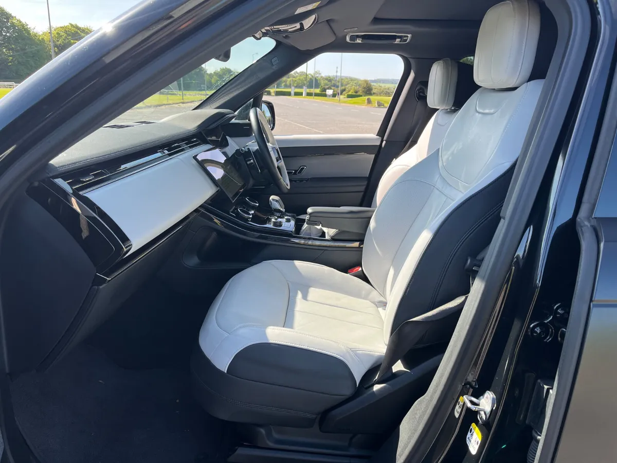 2022 Range Rover Sport D300 Se Dynamic - Image 4