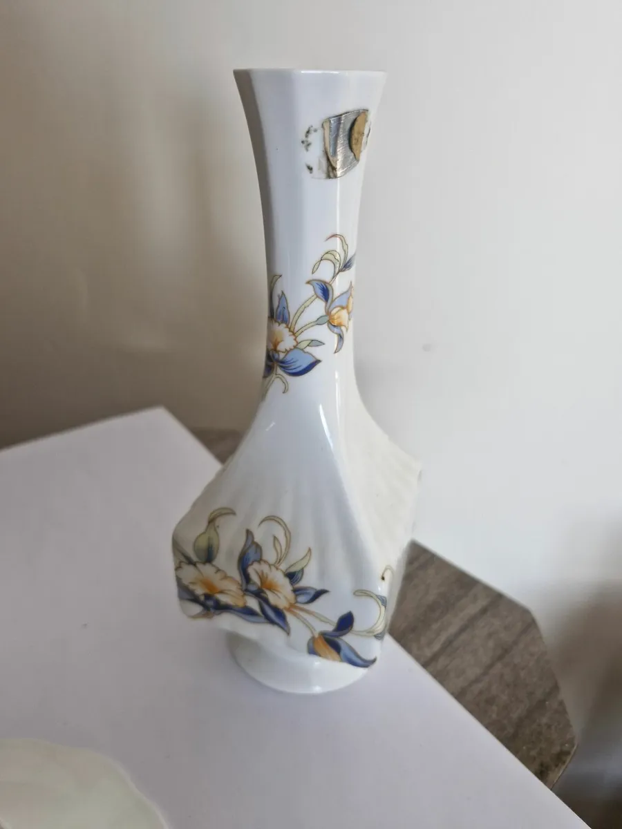Aynsley and dresden pieces - Image 2