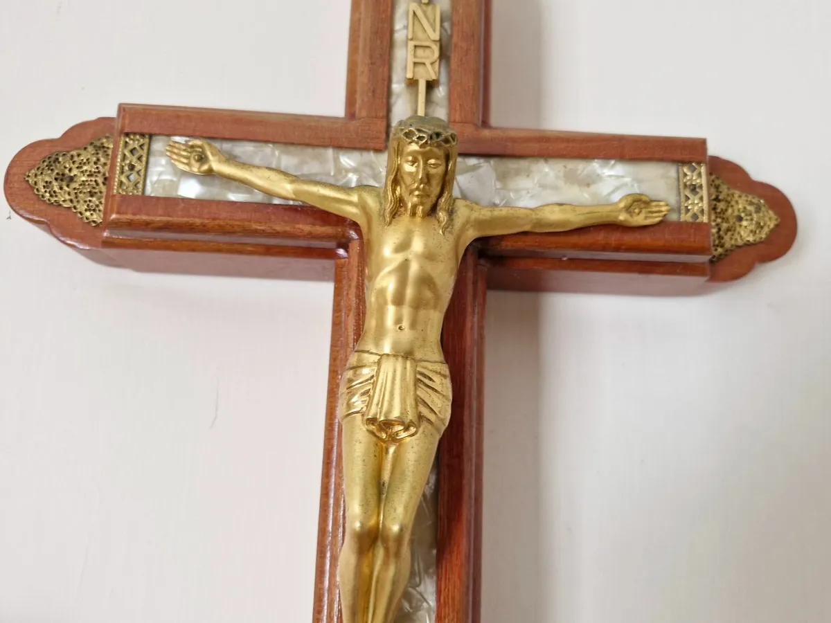 Religious and non religious ornaments - Image 2
