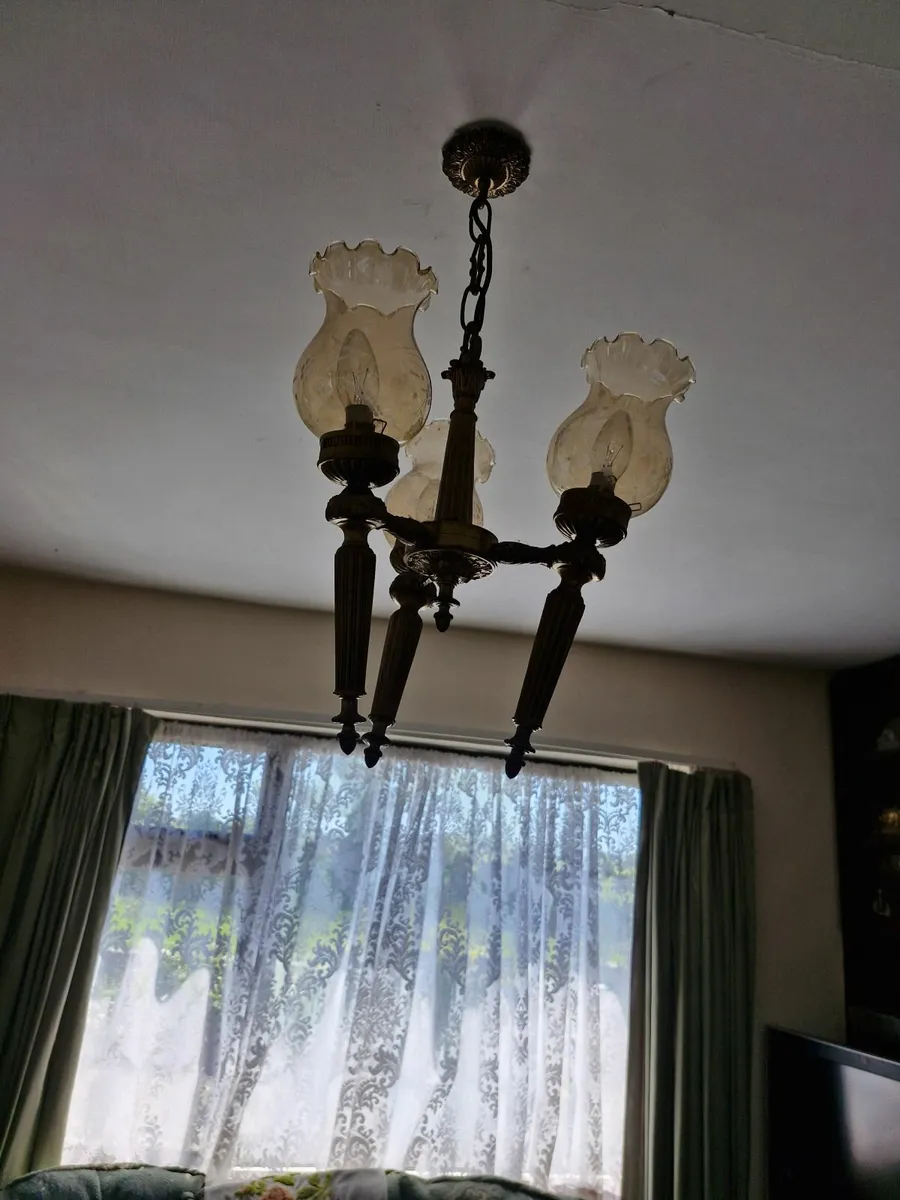 Miscellaneous items - Image 1