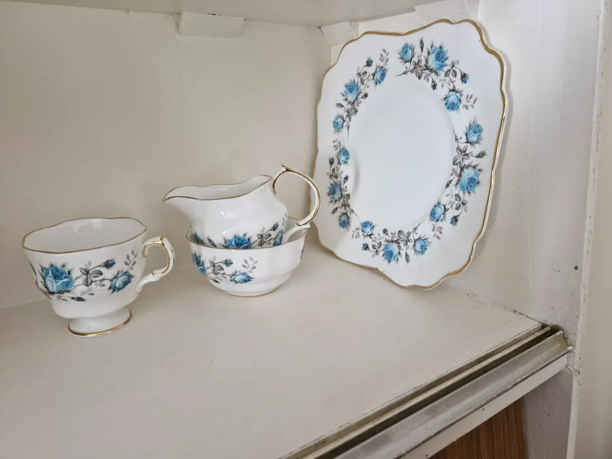 Antique dinner sets - Image 4
