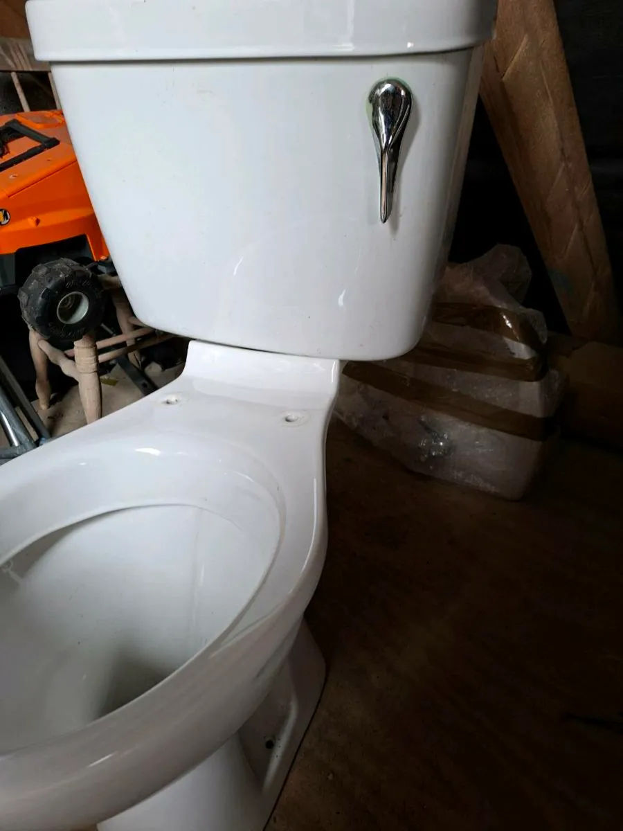Toilet and sink - Image 2