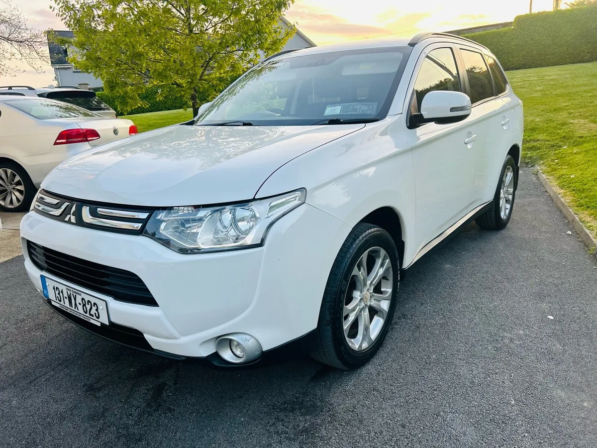 Mitsubishi Outlander Diesel 4x4 7 seater NEW NCT - Image 4