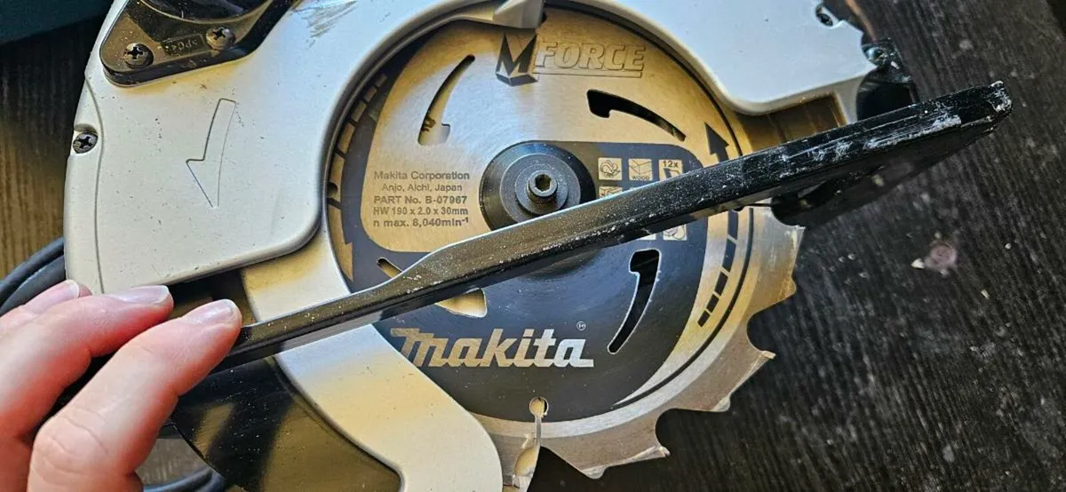 Makita Circular Saw - Image 3