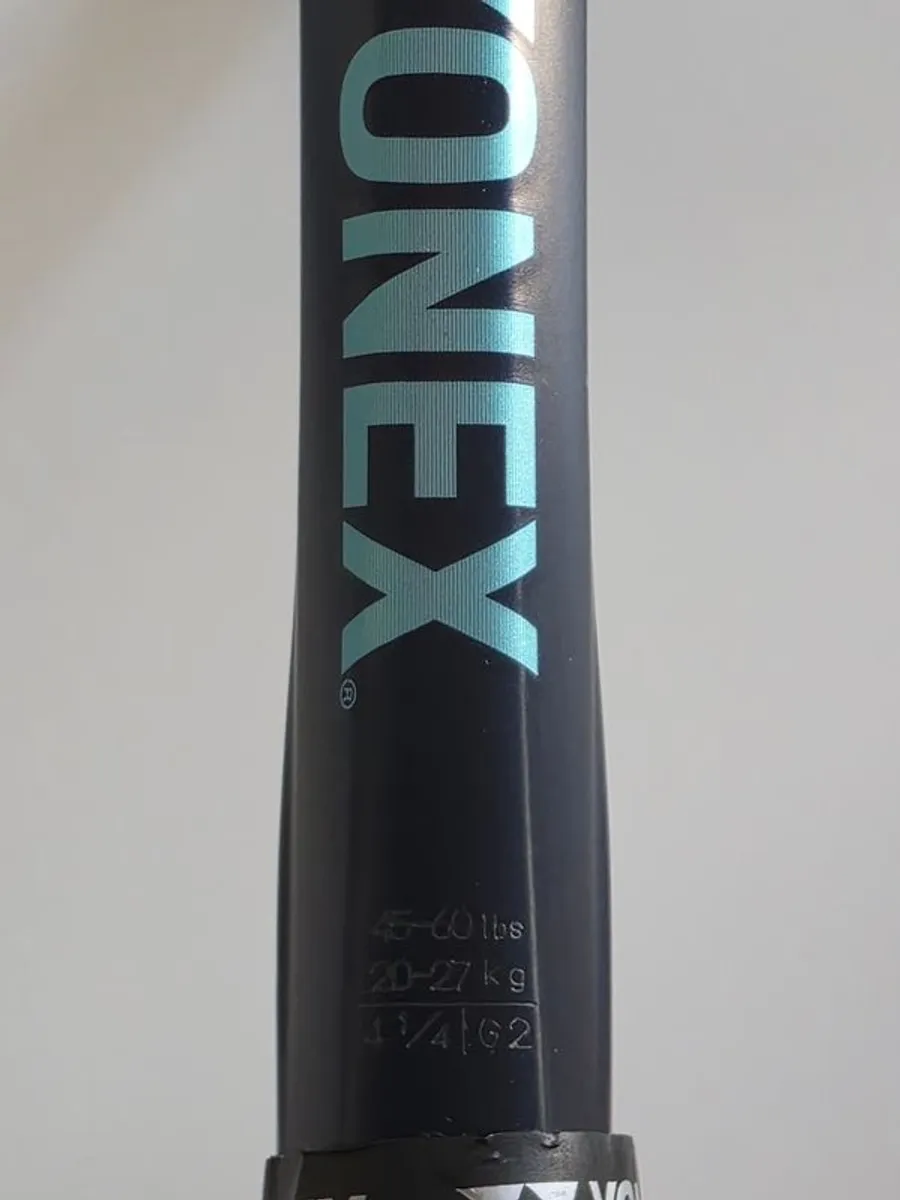 Yonex Ezone  98 Tour  Tennis rackets - Image 4