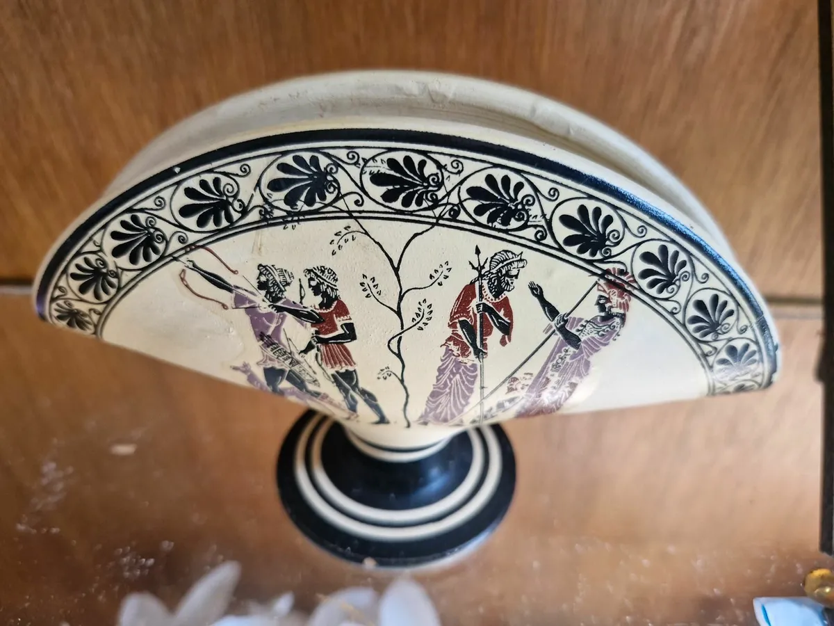 Miscellaneous items - Image 1