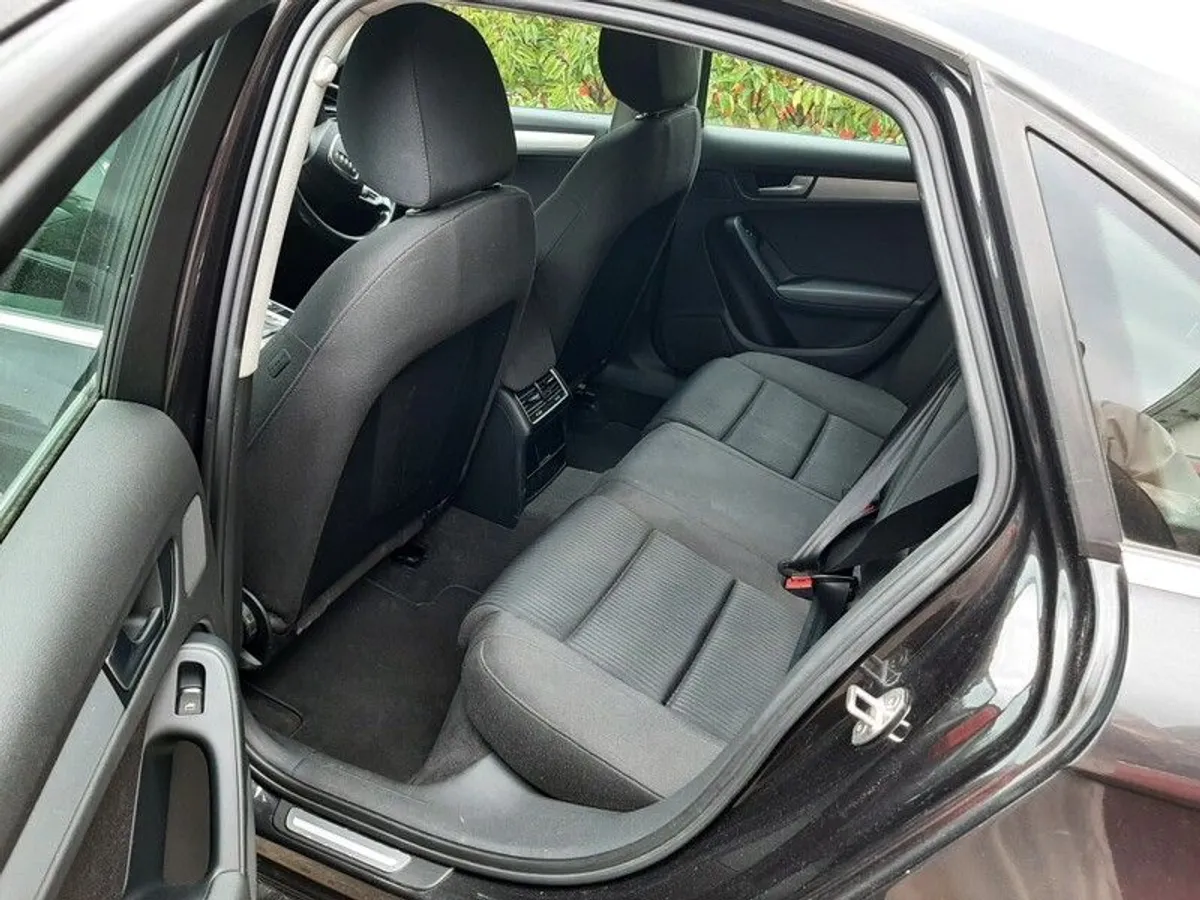 2010 Audi A4 - Image 3