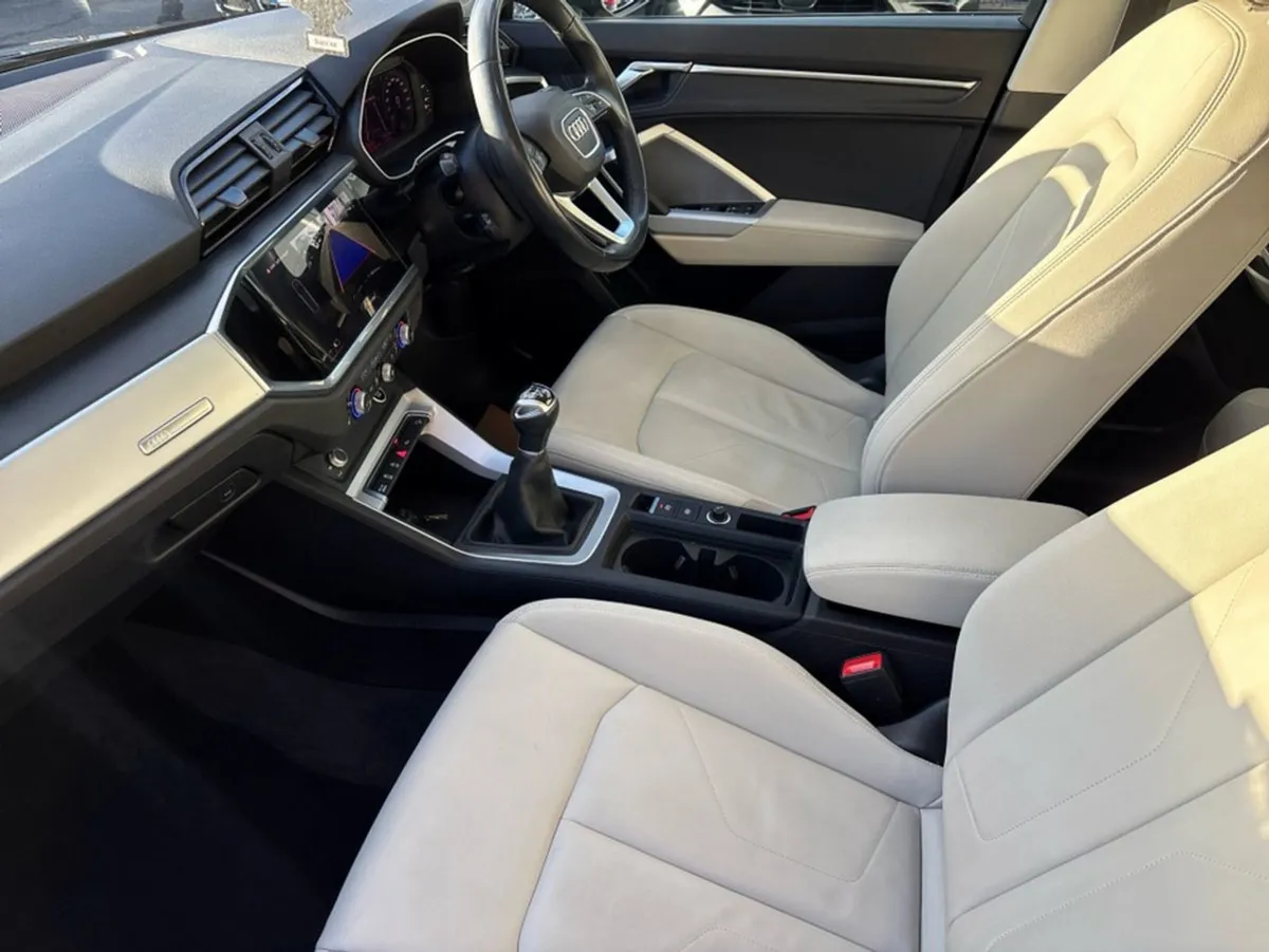 Audi Q3 S Line 35 2.0tdi 150 Full Leather - Image 3